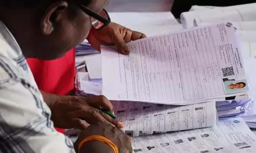 எஸ்.ஐ.ஆர். படிவங்களை  சமர்ப்பிக்க இன்று கடைசி நாள்